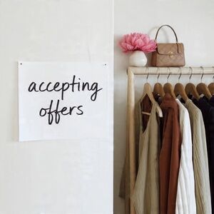 🌸✨Accepting Offers 🌸✨